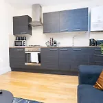 Yellow Rose 1Br Opposite West Kensington Station